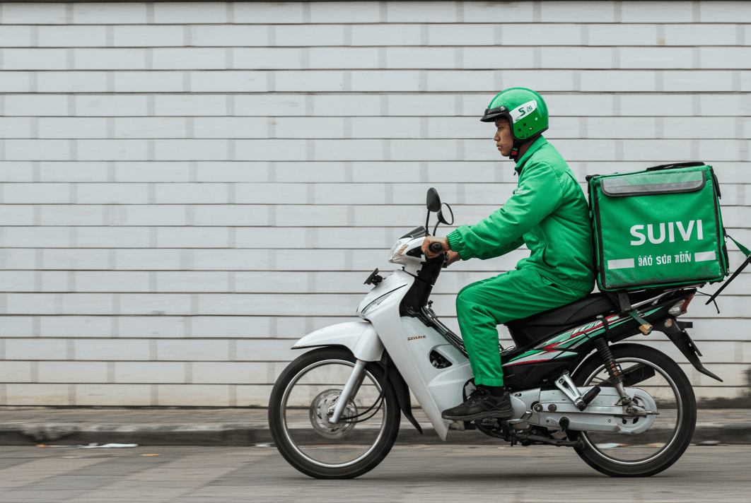 SUIVI Rider on motorcycle